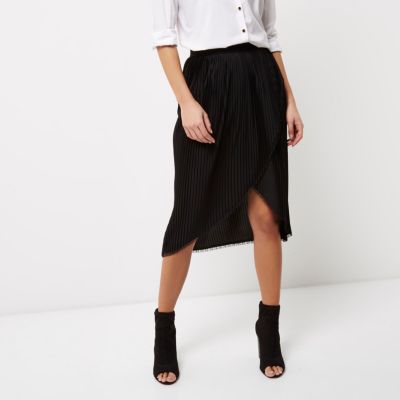 Black wrap front pleated midi skirt